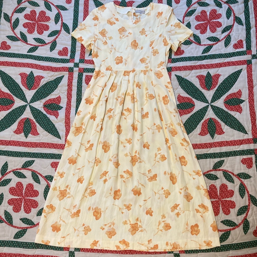 90’s floral maxi dress